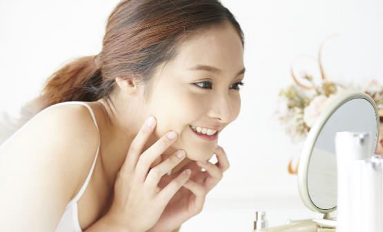 五种行为相当于给自己毁容 护肤要选择适合自己的方法