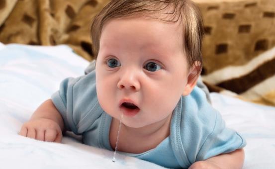 宝宝口水多是怎么回事 宝宝流口水什么情况下是疾病征兆